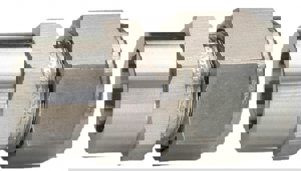 Compression Tube Connector: Compression x Socket Weld